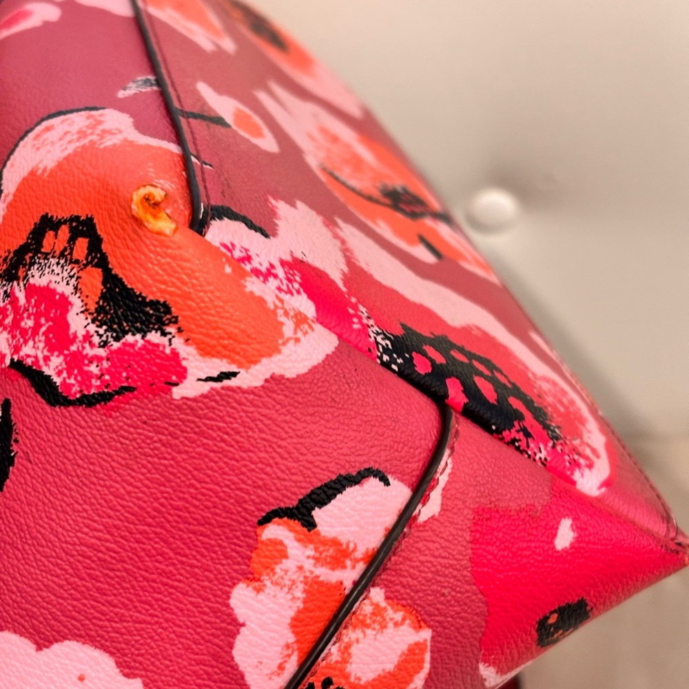 Coach Floral Red/Coral Tote Bag - Picture 10 of 16
